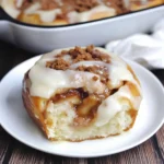 Apple Crumble Cinnamon Rolls